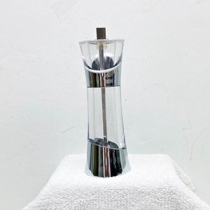 Olde Thompson Pepper Grind Mill Shaker Clear Lucite Acrylic Chrome Carbon Steel
